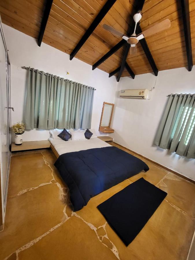 Eze Nof - A Hilltop Villa With 360º Water View Nashik Exterior foto